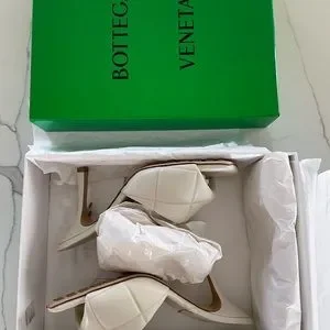 Bottega Veneta | Shoes | Bottega Veneta Lido Heels Sea Salt 